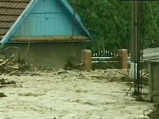 В поселке Ставропольского края дожди подтопили дома 200 человек