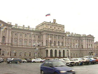 Петербургу тоже предложено ввести кодекс для приезжих, чтобы не резали баранов и не ходили в халатах по Невскому