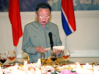 Неофициальный визит Генерального секретаря ТПК Ким Чен Ира в КНР