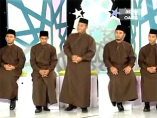 В Малайзии по местному ТВ идет реалити-шоу "Молодой имам", которое очень популярно среди зрителей