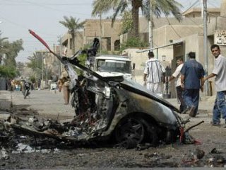 Боевики, которые, возможно, имеют отношение к "Аль-Каиде", атаковали отряд военной полиции на юге Алжира, 11 человек погибли