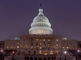 Законопроект, предусматривающий проведение масштабной реформы американского финансового сектора, одобрила в среду вечером Палата представителей Конгресса США