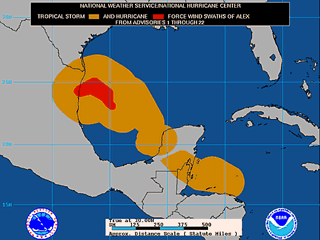 Тропический ураган второй категории "Алекс" достиг берегов Мексики
