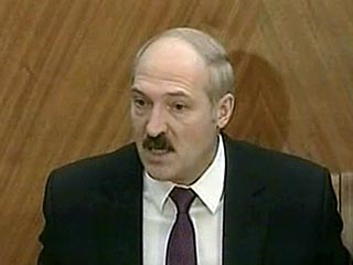 Президент Белоруссии Александр Лукашенко попытался внести ясность в вопрос конфигурации Таможенного союза России, Белоруссии и Казахстана, сообщив, что Белоруссия ратифицировала все договоры и соглашения, касающиеся ТС