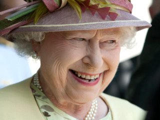Королева Великобритании Елизавета II проведет в Нью-Йорке заключительный день в рамках продолжительного визита в Северную Америку
