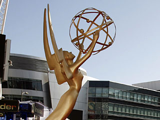 Американская телевизионная академия назвала сегодня номинантов на премию "Эмми Праймтайм" (Primetime Emmy Awards) - телевизионный аналог "Оскара"