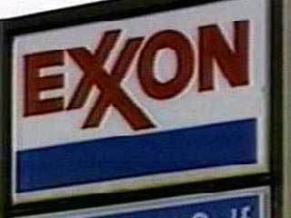 Британская нефтяная компания ВР выработала защитную стратегию, которая призвана застраховать ее от угрозы поглощения крупнейшей американской энергетической группой Exxon Mobil