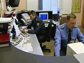 В Москве милиционеры задержали охранника, которого подозревают в нанесении побоев двум подросткам, рисовавшим на стене торгового центра
