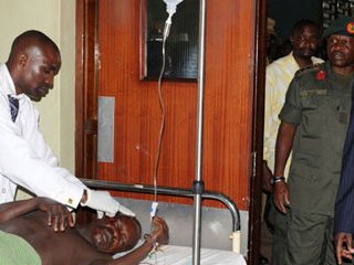 Более 20 человек, в том числе иностранцы, задержаны угандийской полицией по подозрению в организации двух терактов в Кампале, унесших жизни 76 человек