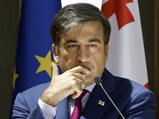 Саакашвили готовит новую Конституцию, чтобы занять пост премьера, у которого будет больше полномочий, чем у президента