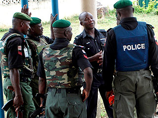 В Нигерии полиция наблюдала, как режут христиан