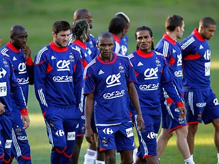 Федерация футбола Франции дисквалифицировала всех игроков сборной