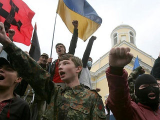 Украинские радикалы провели акцию протеста против приезда на Украину Патриарха Кирилла
