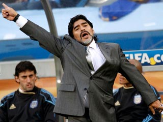 Ассоциация футбола Аргентины объявила об отставке Марадоны