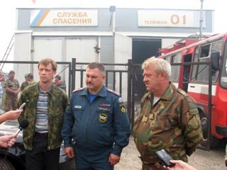 Глава МСУ Выксунского района Алексей Соколов (на фото - справа) ушел в отставку после визита Путина