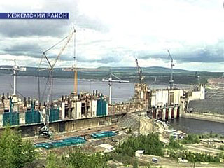 Путин напомнил о недавно принятом решение выделить на достройку Богучанской ГЭС в Красноярском крае кредит Внешэкономбанка в 28,1 миллиарда рублей