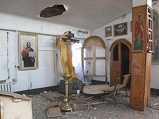 В совершении взрыва в Свято-Покровском храме Запорожья, где пострадали 9 человек и погибла 80-летняя монахиня, подозревается женщина приблизительно 35 лет