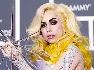 Поп-звезда Lady Gaga установила своеобразный рекорд конкурса музыкальных видеоклипов Video Music Awards по версии зрителей телеканала MTV: ее номинировали сразу на 13 наград
