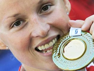 Екатерина Селиверстова завоевала золото ЧЕ в плавании
