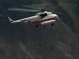 Вертолет с врачом и спасателями вылетел в горы Дигории Северной Осетии для спасения альпинистов из сочинской альпгруппы "Серпантин"