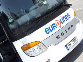 Автобус, следовавший из Нидерландов в Париж, попал в ДТП на севере Франции, в районе города Креспен