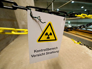 Власти германской федеральной земли Саксония приняли решение об отправке по Балтийскому морю в Россию радиоактивных отходов для их последующей переработки