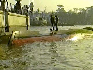 На реке Сунгари в китайской северо-восточной провинции Хэйлунцзян перевернулся и затонул пассажирский паром, число пострадавших неизвестно