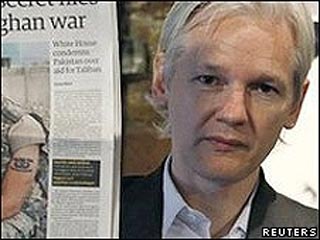 Основатель WikiLeaks отверг обвинения в изнасиловании, назвав их "безосновательны"