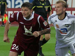 Казанский "Рубин" вернул себе вторую позицию в чемпионате России по футболу