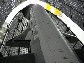 Американский беспилотный орбитальный летательный аппарат X-37B исчез из поля зрения астрономов-любителей на две недели