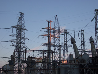 Авария, происшедшая вечером в четверг в энергосистеме Грузии, лишила электроэнергии почти все регионы как на западе, так и на востоке страны, включая Тбилиси