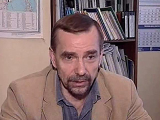 Пресненский суд Москвы в пятницу признал законным трехдневный арест лидера движения "За права человека" Льва Пономарева, признанного виновным в неповиновении милиции