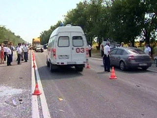 Неизвестные в воскресенье подорвали автомашину с сотрудниками милиции в Эльбрусском районе Кабардино-Балкарии