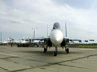 В ECA Program утверждают, что уже подписали соглашения с ВВС пяти стран, "желающих проверить своих пилотов и собственные боевые самолеты в действиях против истребителей, чаще всего используемых вооруженными силами России и Китая"