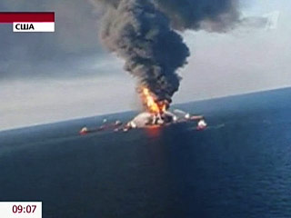В Мексиканском заливе взорвалась буровая платформа