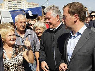 Жители Саратовской области, которую посетил с кратким визитом президент Дмитрий Медведев, поделились впечатлениями на интернет-форумах