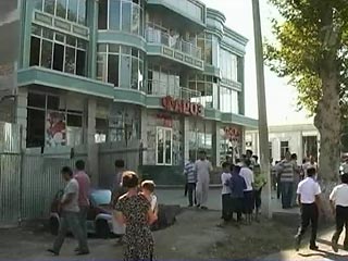 МВД Таджикистана: при взрыве у здания РОБОП погиб офицер милиции, смертников было двое