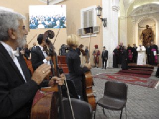 Папская академия наук устроила концерт классической музыки в честь Бенедикта XVI