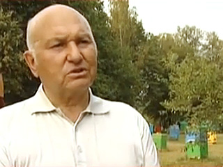 Мэр Москвы Юрий Лужков 6 сентября 2010 года подал в Савеловский районный суд города Москвы иск о защите чести