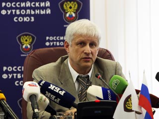 Фурсенко: Зимнего футбола в России не будет ближайшие три года