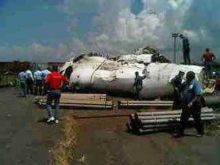В Венесуэле при заходе на посадку разбился самолет с 43 пассажирами