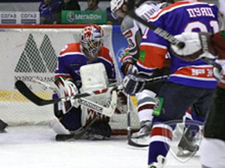 Новосибирская "Сибирь" вышла в лидеры регулярного чемпионата КХЛ