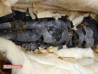В одной из квартир уральской столицы во время ремонта обнаружили мумифицированные останки новорожденного ребенка, пролежавшие почти 40 лет