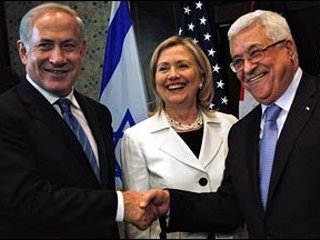 Иерусалимская встреча Нетаньяху с Аббасом при участии госсекретаря Хиллари Клинтон стала уже третьей после того, как 2 сентября было объявлено о возобновлении прямых переговоров