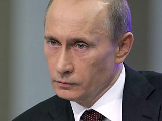 Премьер-министр России Владимир Путин уверен, что с привлечением общественности удастся согласовать и реализовать проект строительства скоростной трассы "Москва-Санкт-Петербург"