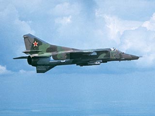 В Индии разбился истребитель МиГ-27, принадлежащий ВВС. Пилоту удалось катапультироваться