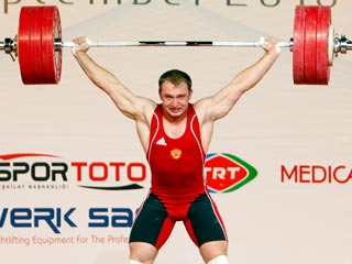Иванов и Каширина выиграли золотые медали на ЧМ по тяжелой атлетике