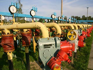 "Нафтогаз" отказался поставлять Польше газ под давлением "Газпрома"
