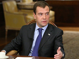Президент РФ Дмитрий Медведев не исключает как возможность создания единого Следственного комитета, так и сохранения нескольких следственных органов