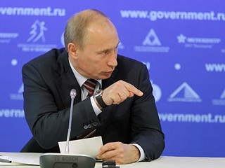 Путин также заявил, что для зарубежных инвестиций в строительство лесоперерабатывающих заводов на территории России нет и не будет никаких ограничений